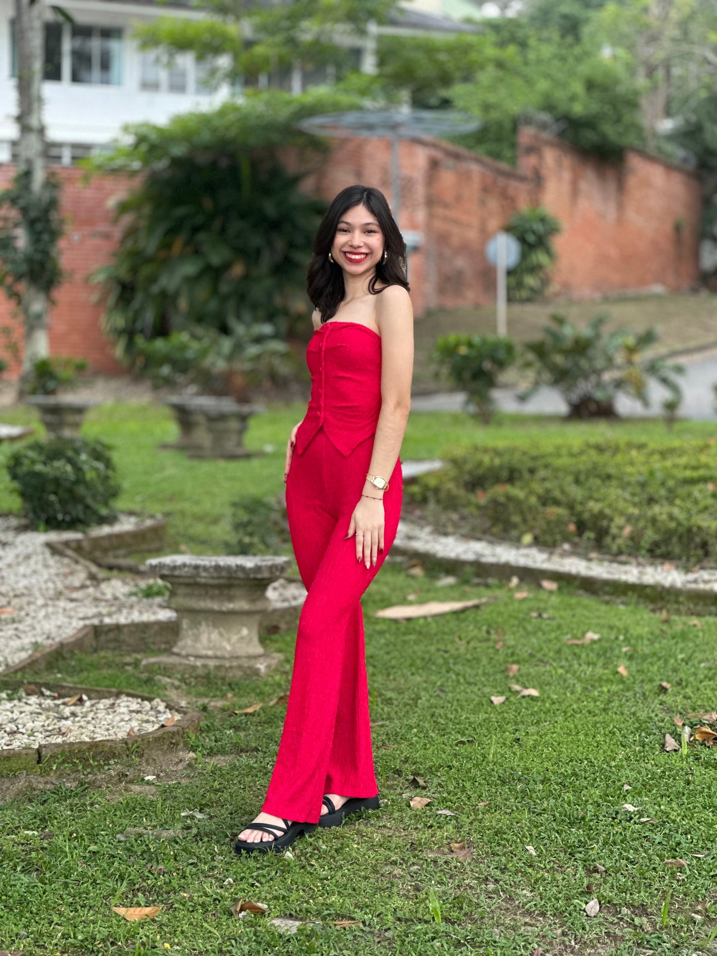 Conjunto elegante y pantalón largo