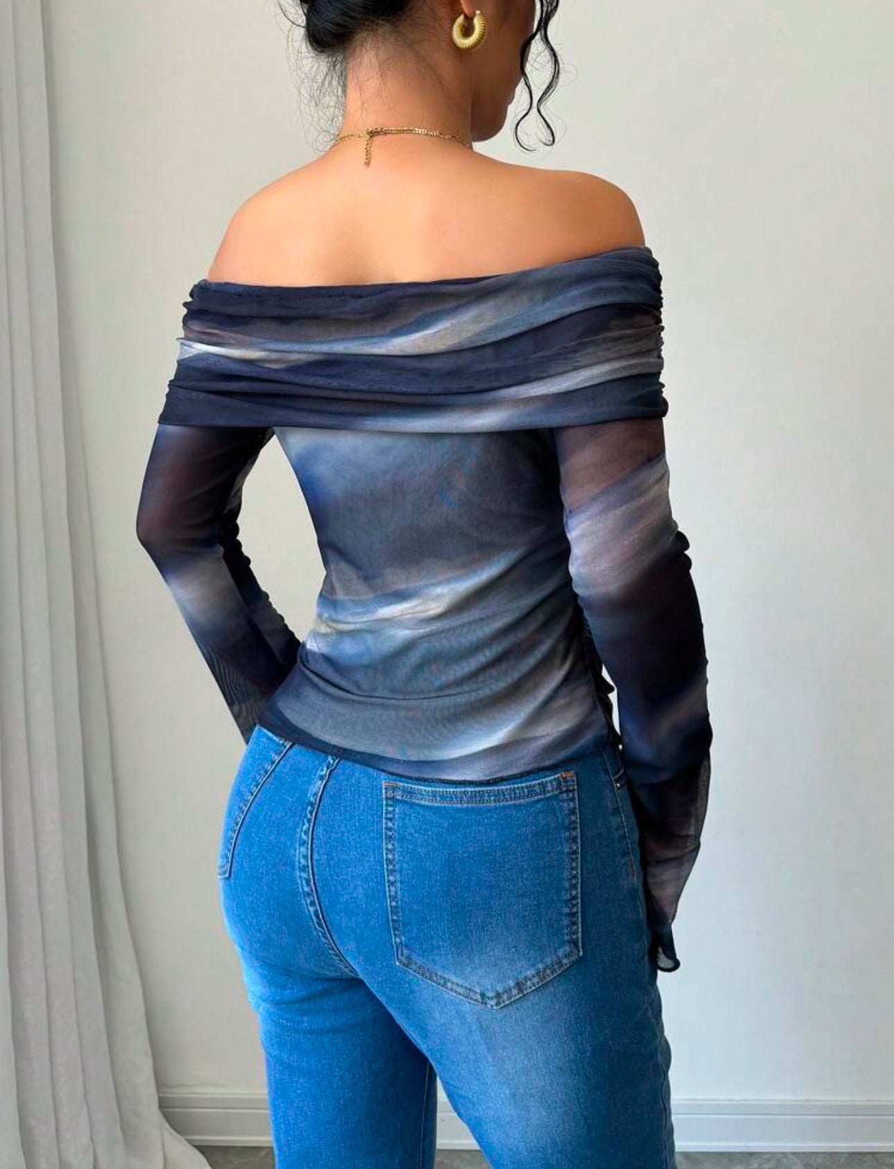 Blusa de malla con hombros descubiertos y efecto tie-dye de moda, primavera/otoño
